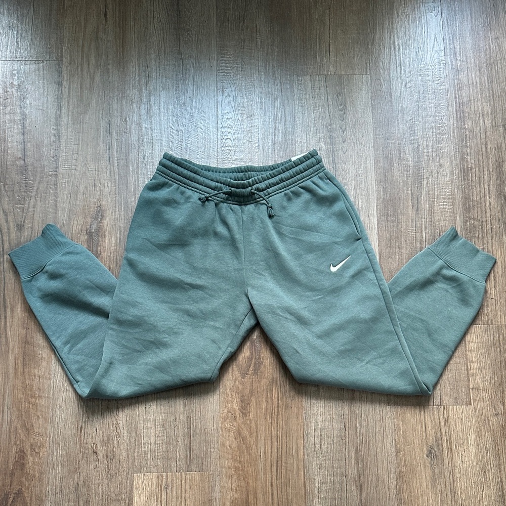 Nike Green Fleece Sweatpants